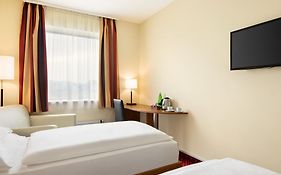 Amedia Express Prague, Trademark Collection By Wyndham 3*